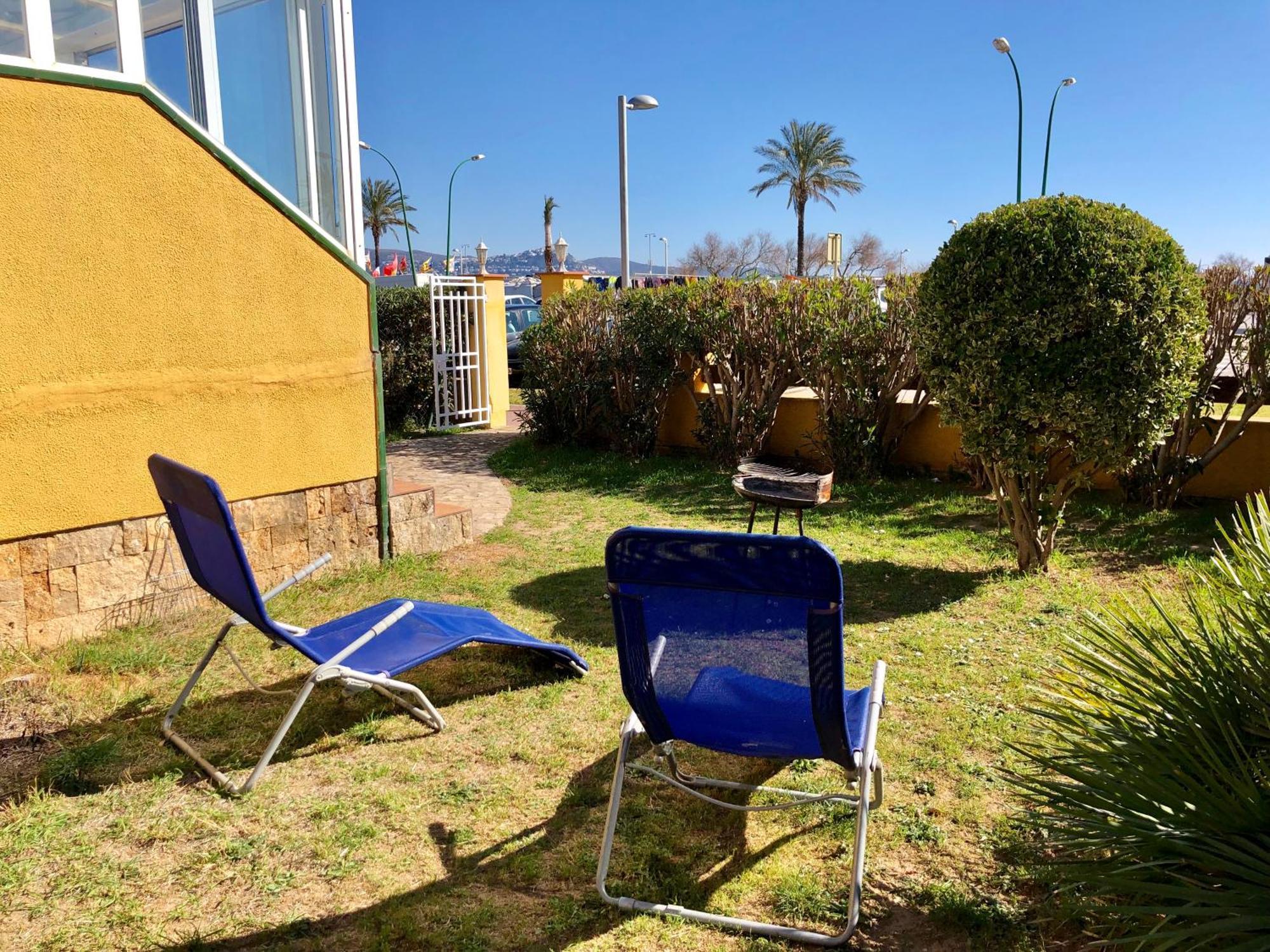 Apartament Amb Jardi A La Platja D'Empuriabrava Bagian luar foto